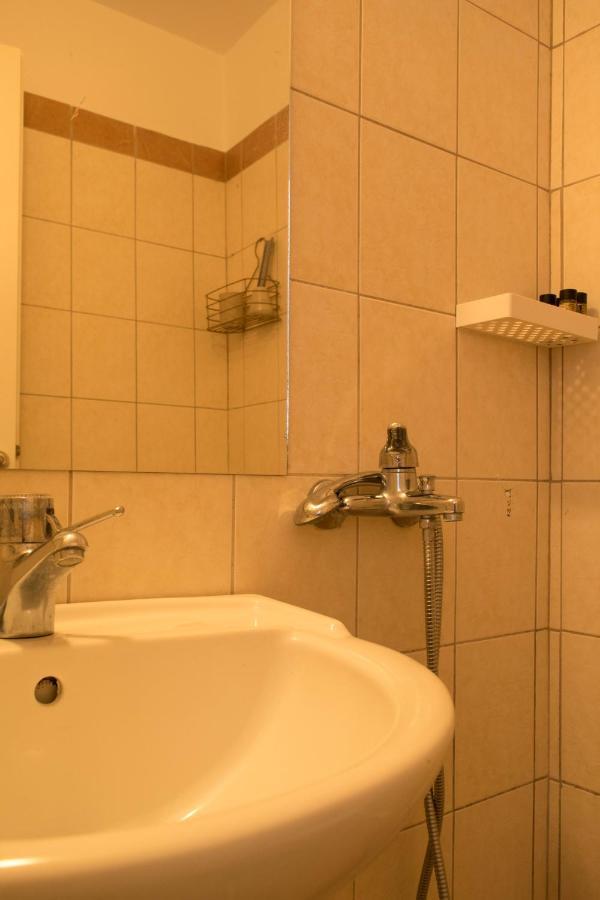Mirtia Hotel Pefki  Zewnętrze zdjęcie