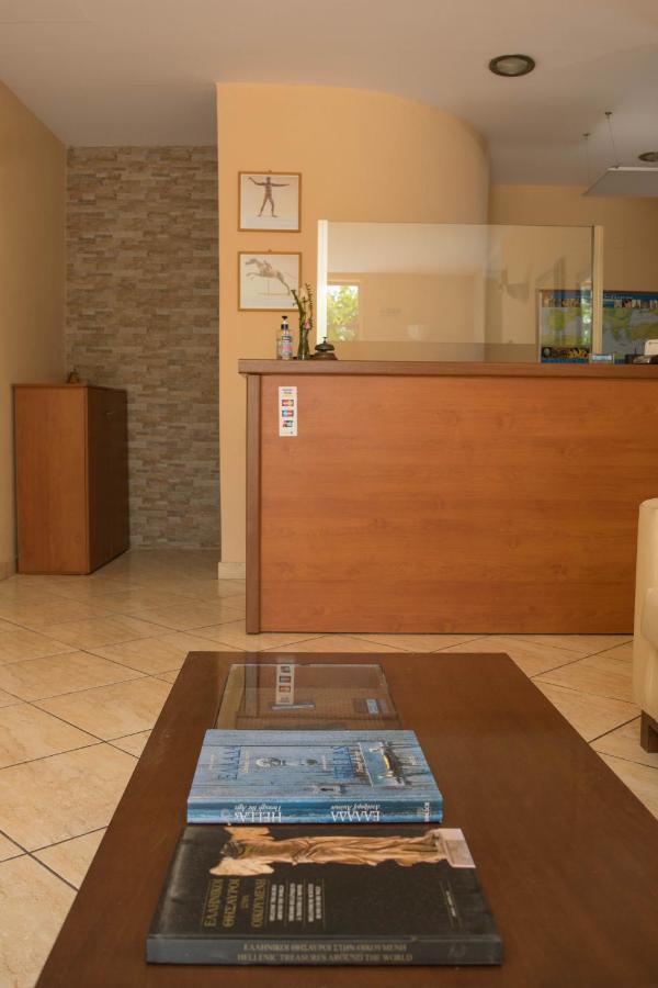 Mirtia Hotel Pefki  Zewnętrze zdjęcie